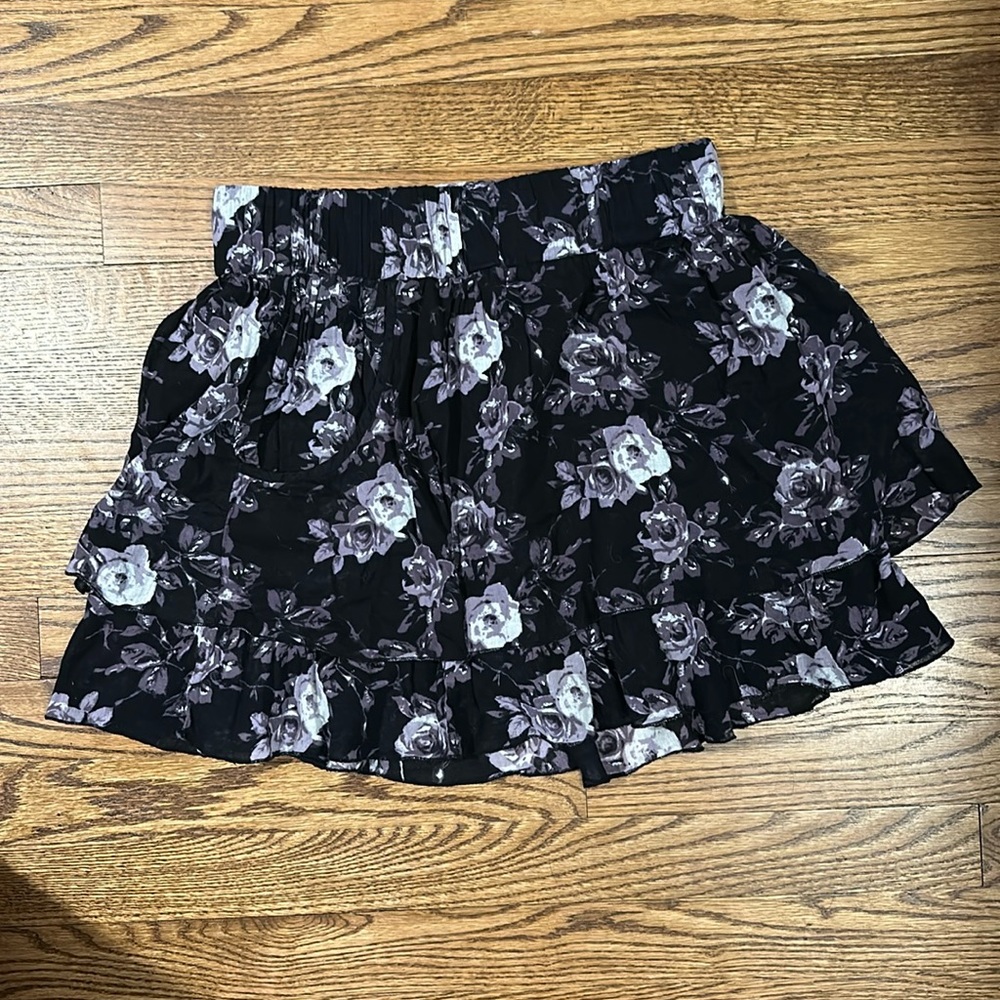 Mini Skater Skirt with Pockets Floral Black & Purple